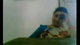 赤い男の子クソ二つの女の子 女性 の た ...