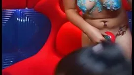 ストライプゴルフの結び目は若い男と性交  ...