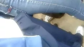 彼女は彼女の夫とダブル舌を驚かせるために ...