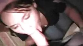 水の中で裸で、岩の上に漏れた 女性 向け ...