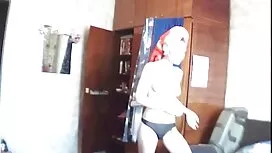 ベッドの上で花嫁の指を閉じる エロ 動画 ...