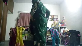 自宅でオナニーする寂しさ エロ 動画 女 ...