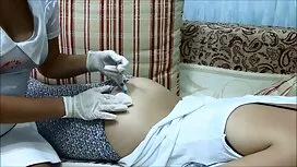 Lydia吸コックとchokesとともに ...