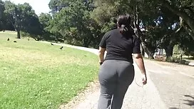 濡れた母のオマンコを舐めるのは恥ずかしく ...