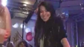 彼女の穴を性交したいと思った彼女の友人の ...