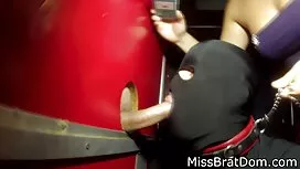 女の子は同じバイブレーターでクソしていた ...