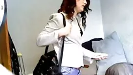 彼は自分の国で兼を愛しました アダルト  ...