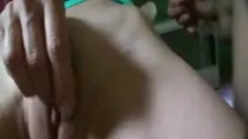 セクシーなブルネットの家族と彼女の夫 女 ...