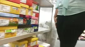 私は性交し、自慰行為をしないポルノ雑誌を ...