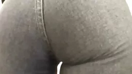 最初はコックを吸うことを余儀なく エロ  ...